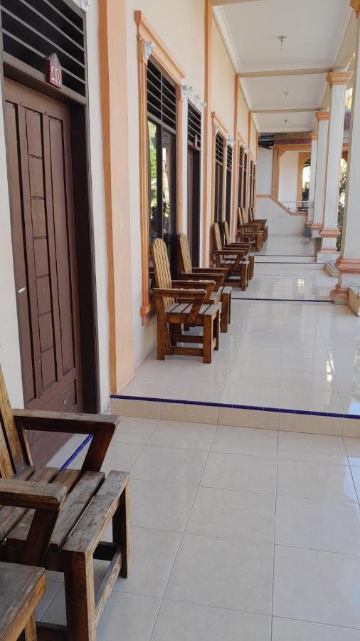 Hotel Barbara Tuk Tuk Ngoại thất bức ảnh