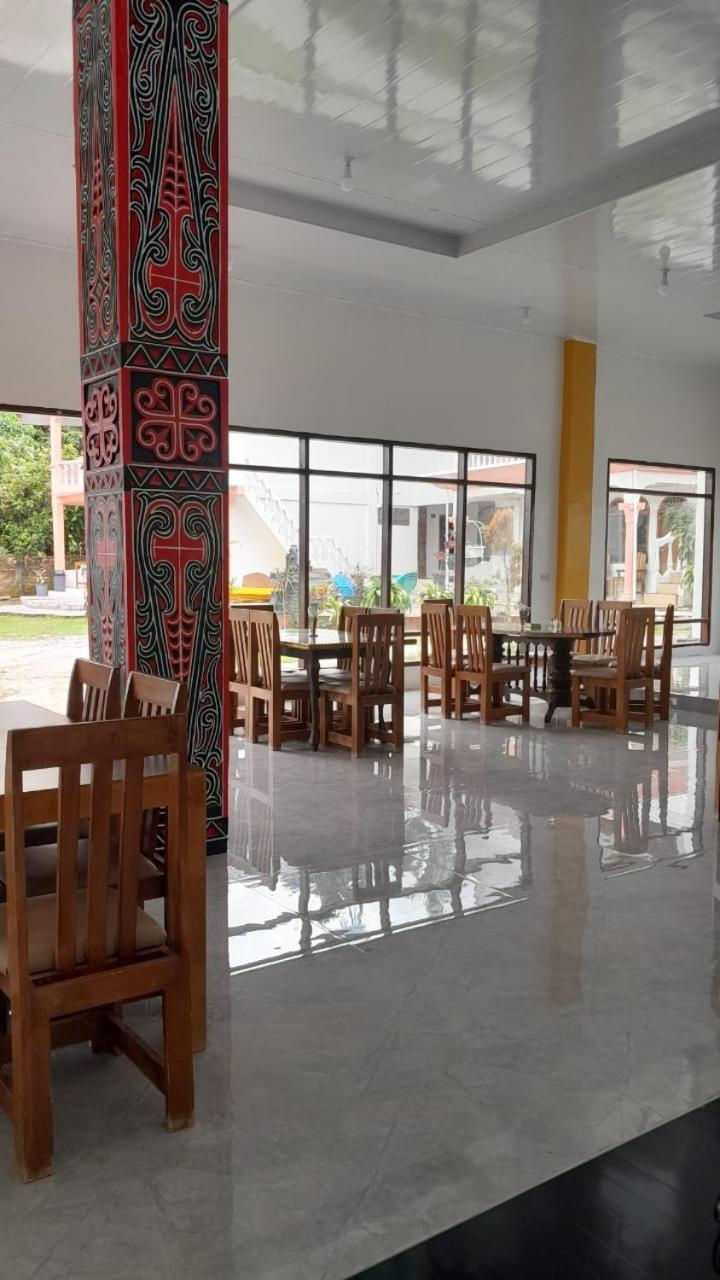 Hotel Barbara Tuk Tuk Ngoại thất bức ảnh